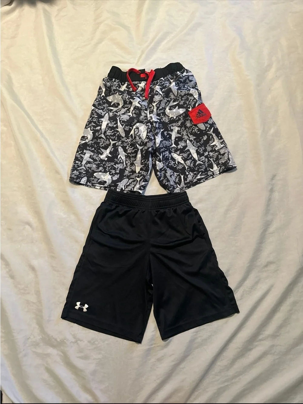 Adidas Under Armour Youth Short Bundle Sz M